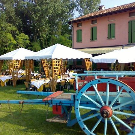 Апартаменти Agriturismo Cascina Boschi Вольта-Мантована Екстер'єр фото