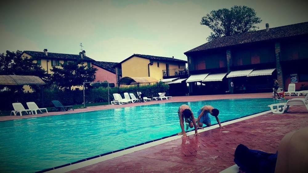Апартаменти Agriturismo Cascina Boschi Вольта-Мантована Екстер'єр фото