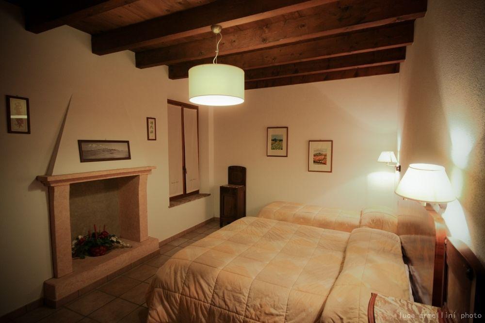 Апартаменти Agriturismo Cascina Boschi Вольта-Мантована Екстер'єр фото